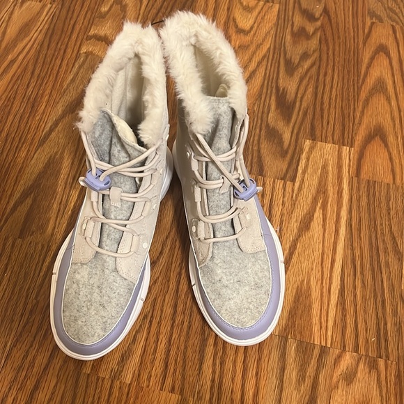 Sorel Explorer boots Insulated waterproof shoes size 7 US NWOT - Picture 2 of 10